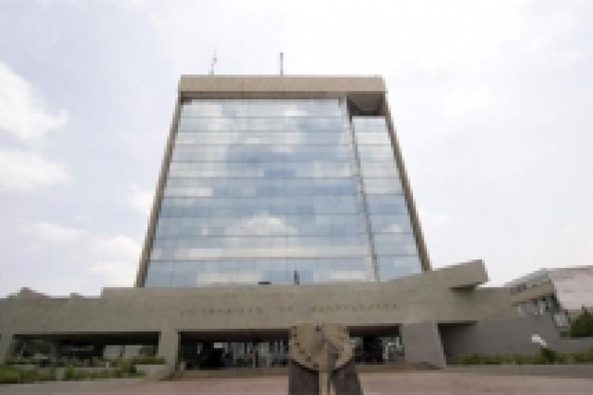 Edificio Cultural y Administrativo de la Universidad de Guadalajara 2012